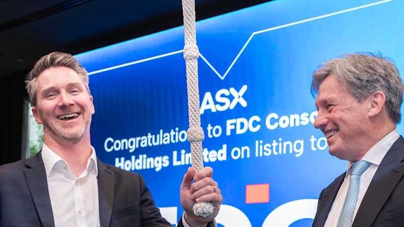 Corporate Casualties and Commodity Jitters: Australian Markets Under Pressure — image 1