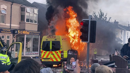 Violent riot erupts near site of deadly dance school stabbing attack in England