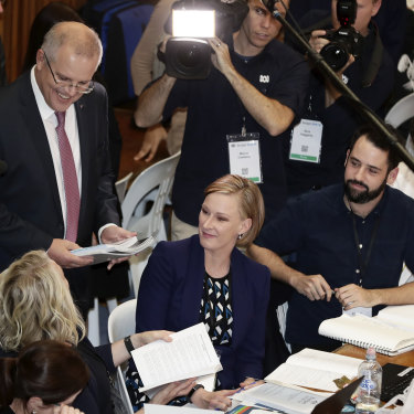 The then treasurer Scott Morrison with the ABC’s Laura Tingle (left) and Leigh Sales during the 2018 Budget lock-up.