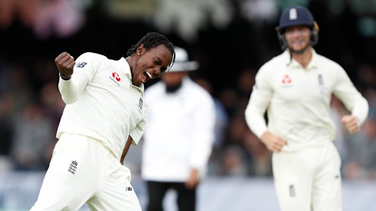 Jofra Archer celebrates Usman Khawaja's wicket in the second innings at Lord's