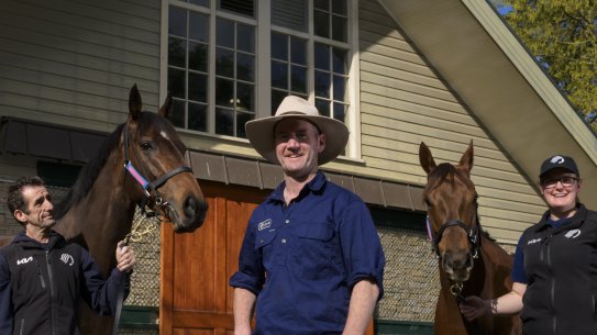 Ciaron Maher with his EVerest contender I Am Me and Bella Nipotina outside the stables at Bong Bong Farm.