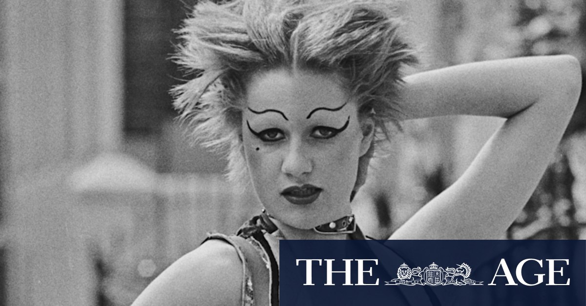 I say yes to everything: our most famous unknown actor, Nell Campbell - Vimarsana News