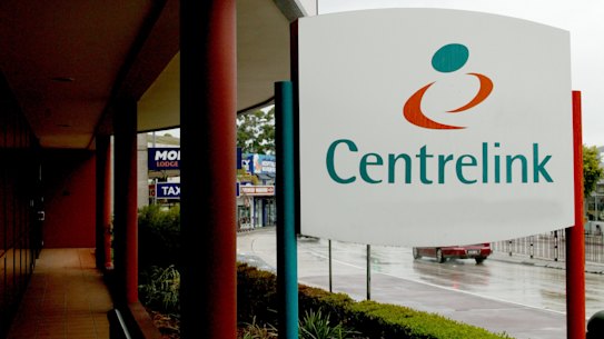 Alleged Centrelink debts raised through income averaging were pursued from 2016 to 2020, against the advice of public servants.