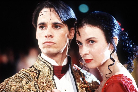 Paul Mercurio starred in <i>Strictly Ballroom.