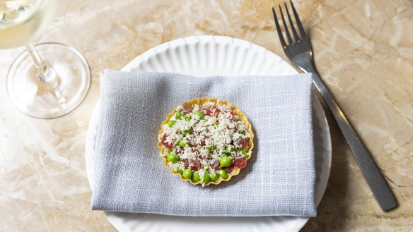 Yellowfin tuna tartlet.