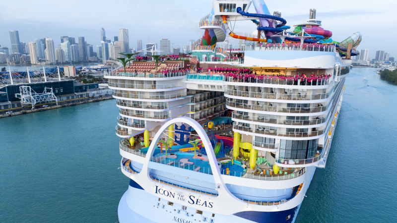 Icon of the Seas, the world’s largest cruise ship