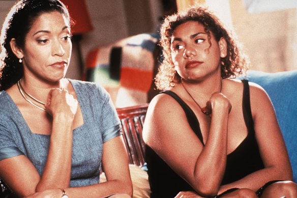  Deborah Mailman, pictured with Rachel Maza, in Radiance, the film for which she made history as the first Aboriginal actress to win the Australian Film Institute Award
for best actress in a leading role. 