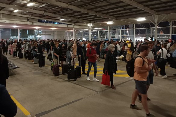 Long queues at Sydney Airport on Thursday night.