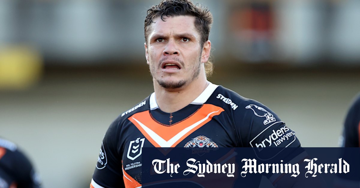 Ex-NRL star James Roberts cleared of drugs, cash charges