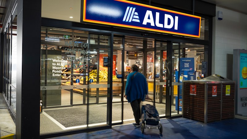 Aldi settles ‘start shift early' underpayments claim for $55m