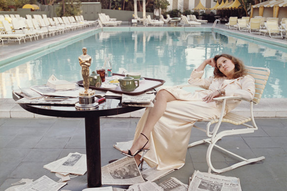 Photographer Terry O’Neill took this famous image of Faye Dunaway the morning after she won the best actress Oscar for Network. The pair would later marry, and have a son together.