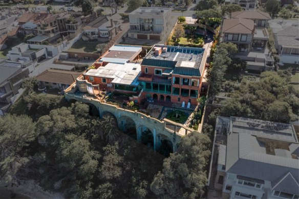 This home on one of the best streets in Australia will be demolished after it was purchased for $16.5 million last month. 