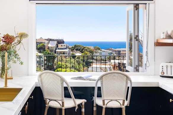 Celebrity couple Ronan and Storm Keating are planning to knock down their Tamarama cottage, and build a new dwelling with a pool and landscaping.