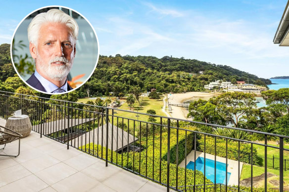 Transurban chief Scott Charlton has set a $23.5 million record in Castlecrag and bought this Clifton Garden home that overlooks Chowder Bay.