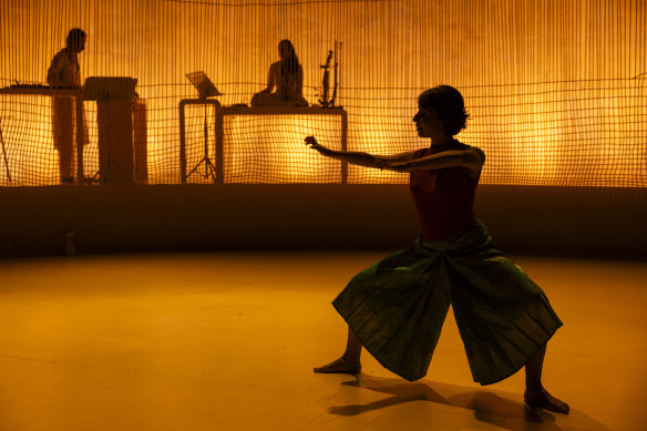 Vaishnavi Suryaprakash’s performance feels like catching up with a very honest and witty friend.