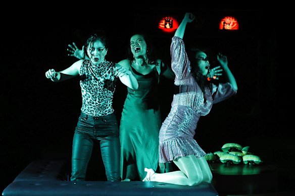 Kimie Tsukakoshi, Merlynn Tong and Seong Hui Xuan.