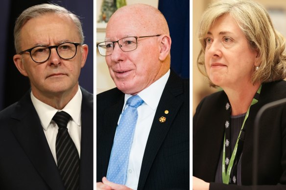 PM Anthony Albanese, Governor-General David Hurley and acting high commissioner to the United Kingdom, Lynette Wood. 