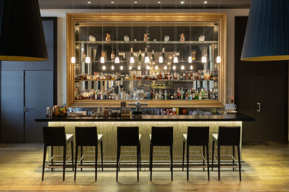 Bar le Capian… World-class luxury.