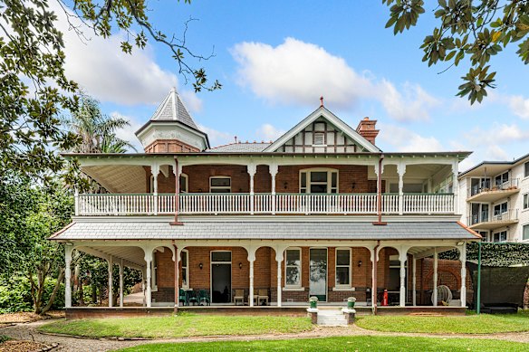 The family property, seaside Shalimar in Drummoyne, is set to change hands and is on the market with a cool price guide of $22 million. 