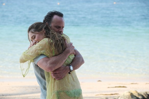Walton Goggins and Aimee Lou Wood in <i>The White Lotus</i>.