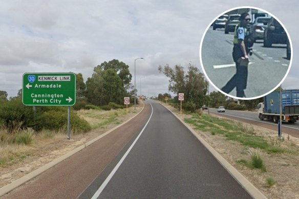 Police issued an appeal for information after a bag containing cash fell from a vehicle travelling west on Roe Highway on Saturday.