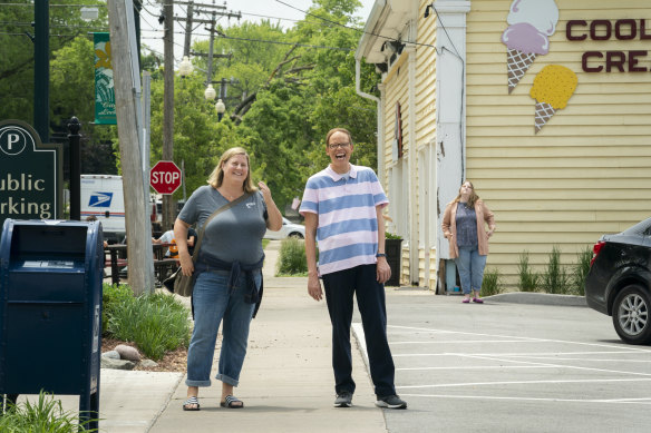  “A lot of times [growing up] I felt like I was friends with everyone, but friends with no one, in a way,” says comedian Bridget Everett, pictured here with actor Jeff Hiller, on the set of her new show, Somebody, Somewhere.