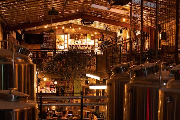 The dining hall at Ballarat brewery and restaurant Aunty Jacks.