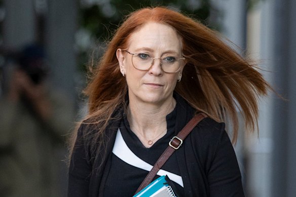 ビクトリア朝の保健省のサリー・アン・アトキンソンは、火曜日にエリン・パターソンのトリプル殺人裁判で証拠を与え続けました。