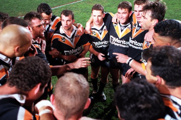 Wests Tigers players during their first season as a club in 2000.