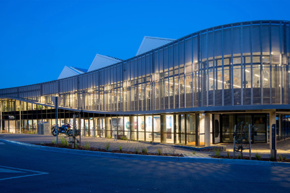 The state-of-the-art Yawa Aquatic Centre in Rosebud.