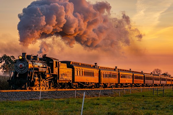 Antique steam train... the reality is not so romantic.