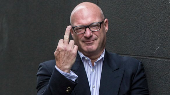 Convicted conman Matt Simons up to his old tricks