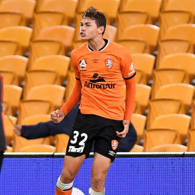 Zach Duncan celebrates scoring a goal for Brisbane Roar in April 2019 - a couple of months before his move to AGF.