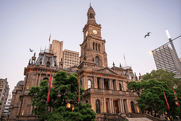 Built in stages between 1868 and 1889, Sydney Town Hall sits in the heart of the city.