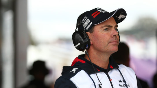 Craig Lowndes has joined the list of Supercars stars to hit out at DJR Team Penske's tactics at this year's  Bathurst 1000.