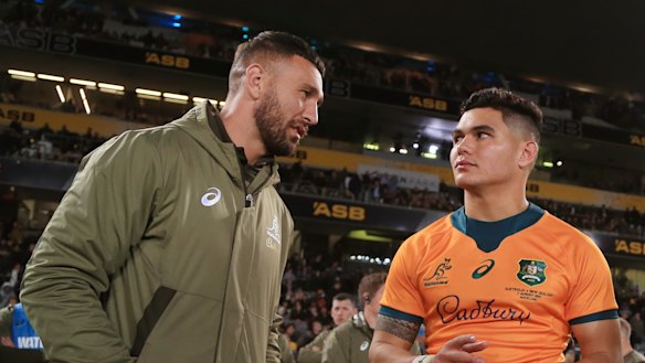 Quade Cooper chat with Wallabies youngster Noah Lolesio. 