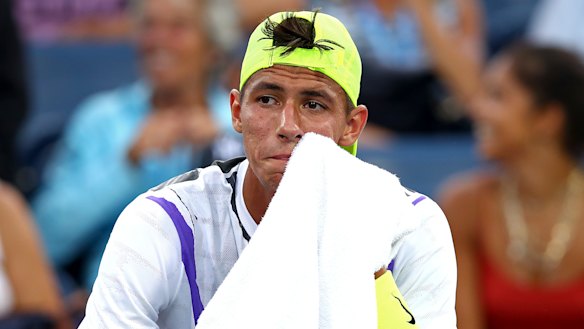 Alexei Popyrin went down swinging against Matteo Berrettini.