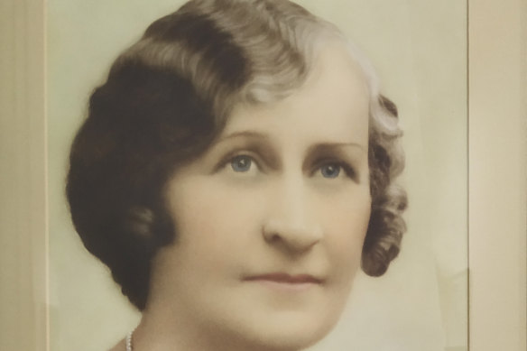 Grace Munro, the first president of the CWA in NSW, mobilised members to save women and children dying because of lack of maternity care in rural hospitals.  