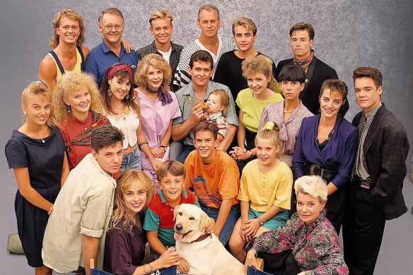 The cast of <i>Neighbours</i> in 1989, including Stefan Dennis (far right), and Guy Pearce (back right).
