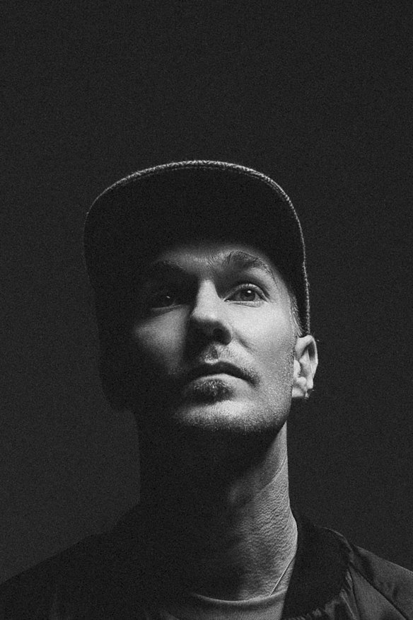 Drapht shows he's more than your average DJ with rock-star show