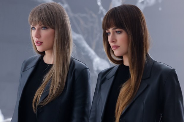 Taylor Swift and Dakota Johnson in the Patient Zero music video