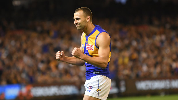 Dom Sheed of the Eagles. 