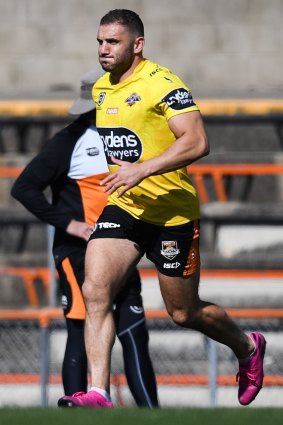 Robbie Farah stretches out at Concorde Oval on Monday.