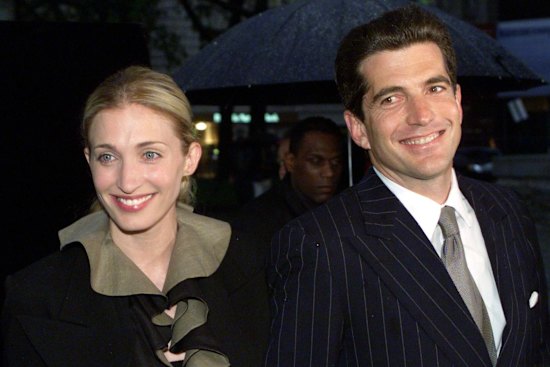 John F.  Kennedy Jr and his wife, Carolyn Bessette-Kennedy, in New York in 1999.