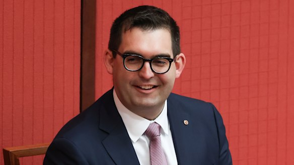 Senator Ben Small has resigned after discovering he is a dual New Zealand citizen.