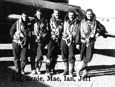 Bill McRae (centre) with Wellington bomber crew.