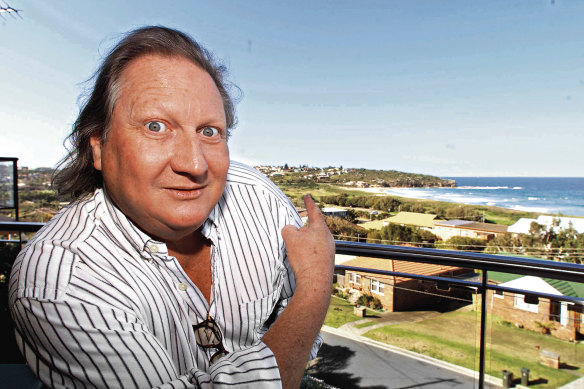 Doug Mulray, best known for his radio programs, has died aged 71.