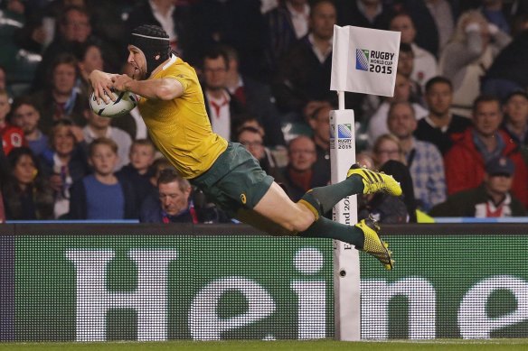 Matt Giteau was recalled to the Wallabies in 2015 to help add experience to the squad.