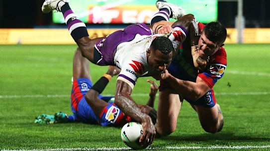 Dave Rennie has put in a call to rugby recruit Suliasi Vunivalu to shore up the Fijian's defection from the Storm.