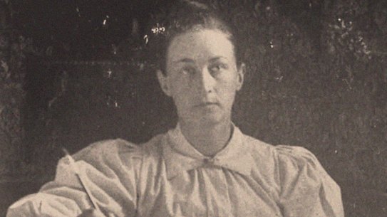 Hilma af Klint , photographed circa 1890, was guided by seances with four female friends from art school.